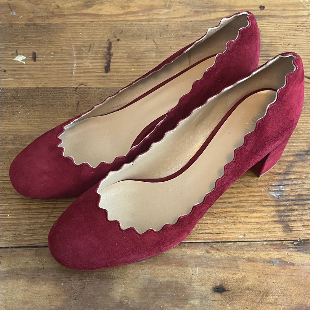 Chloe Burgundy suede Scalloped Heels sz 7.5